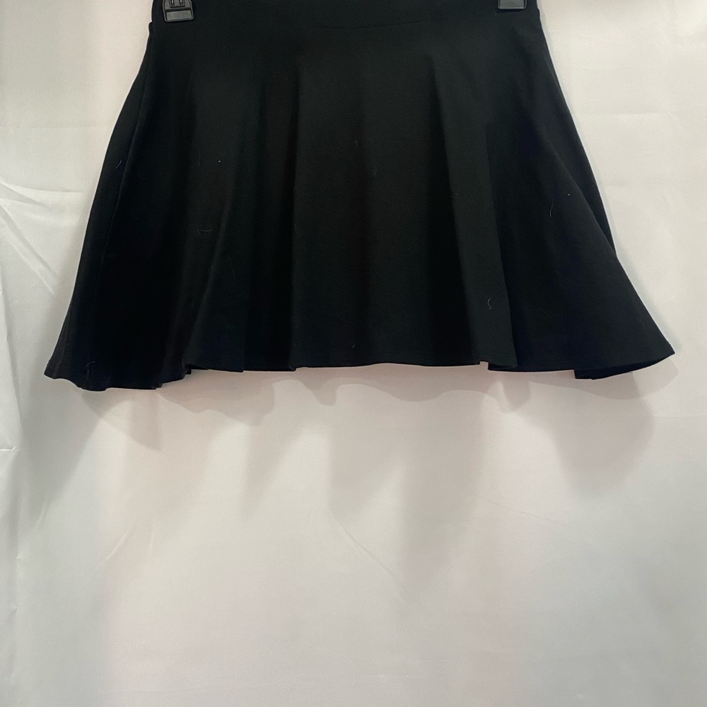 Windsor Black Pleated Skater Mini Skirt